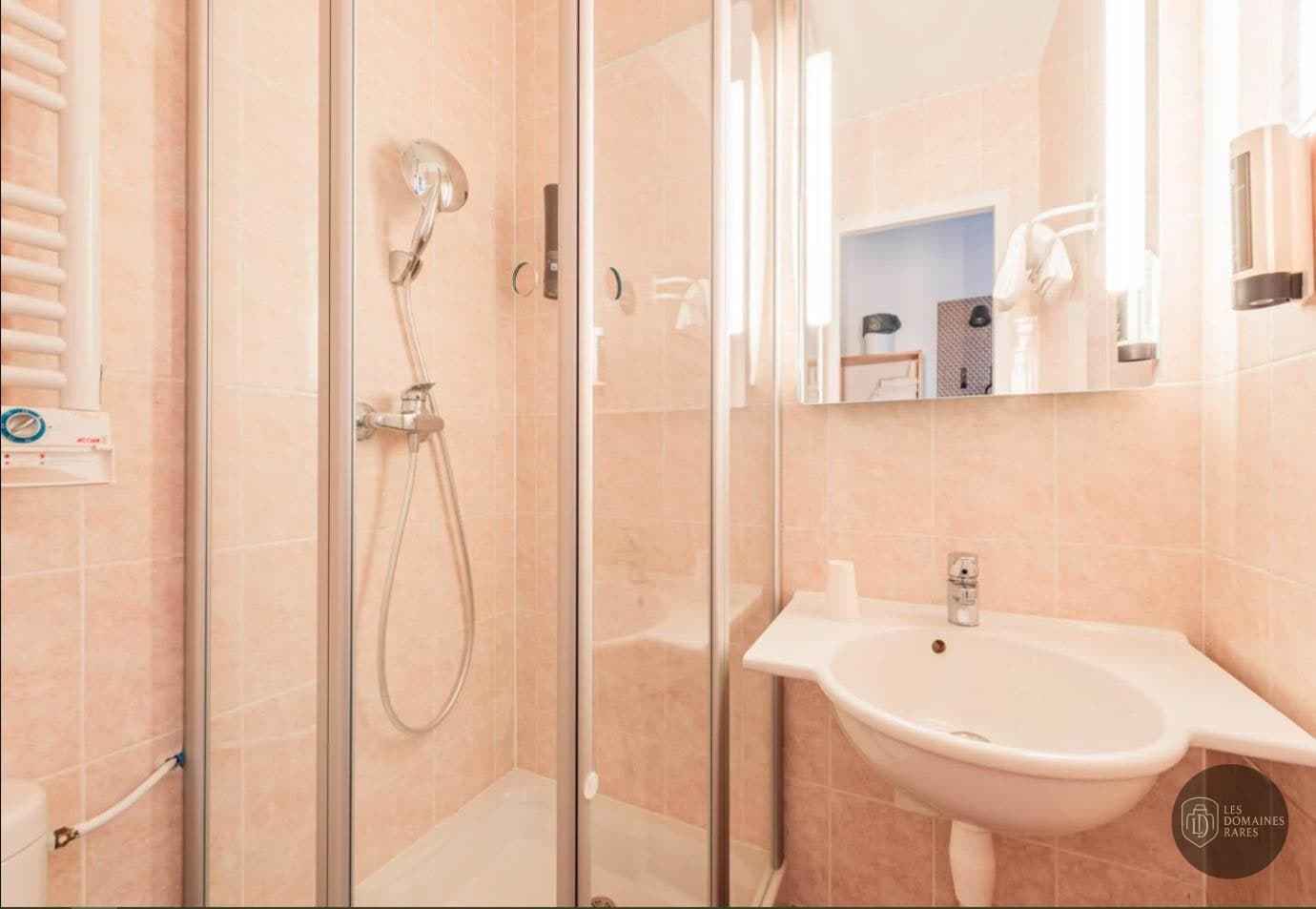 Salle de bain du lieu B'CoWorker Strasbourg à Schiltigheim en Grand Est