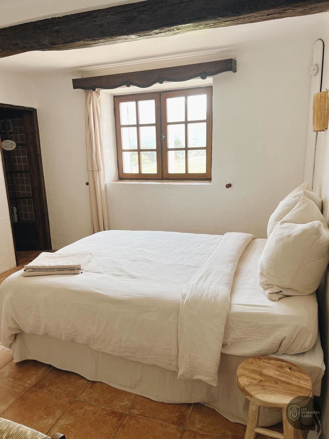 Chambre du domaine Bastide Malaugo à Velleron en Provence-Alpes-Côte d'Azur