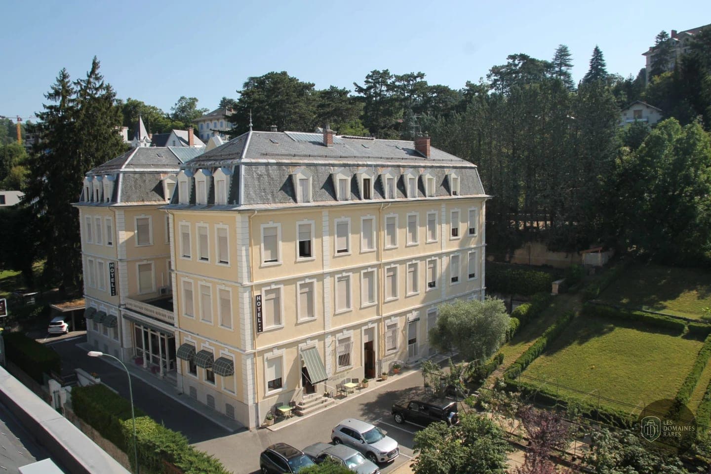 Vue extérieure de l'hôtel Bastide des Princes à Caderousse en Provence-Alpes-Côte d'Azur
