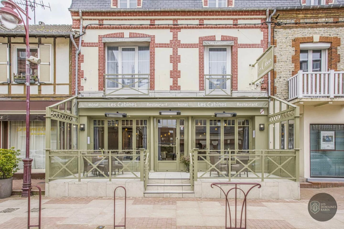 Vue extérieure de l'hôtel Bastide des Princes à Caderousse en Provence-Alpes-Côte d'Azur