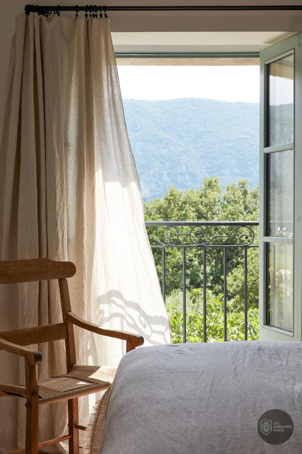 Vue extérieure de l'hôtel Bastide du Mourre en Provence-Alpes-Côte d'Azur