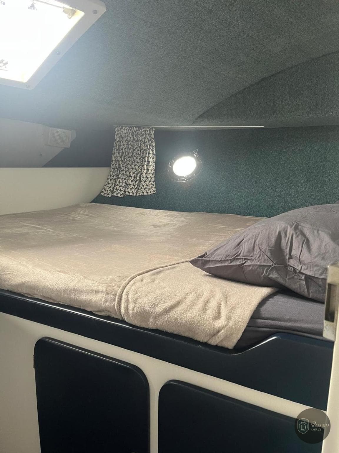 Chambre du lieu Bateau Aabysse à Alfortville en Île-de-France - séminaire saint-maur-des-fossés