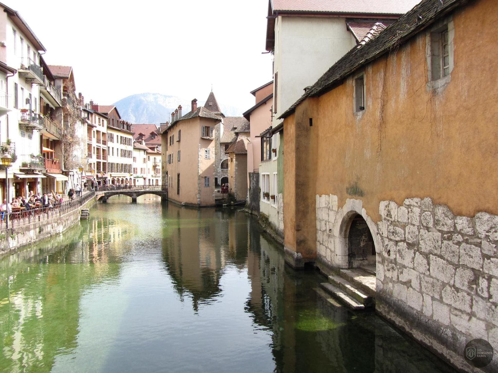 Baya Annecy — Extérieur