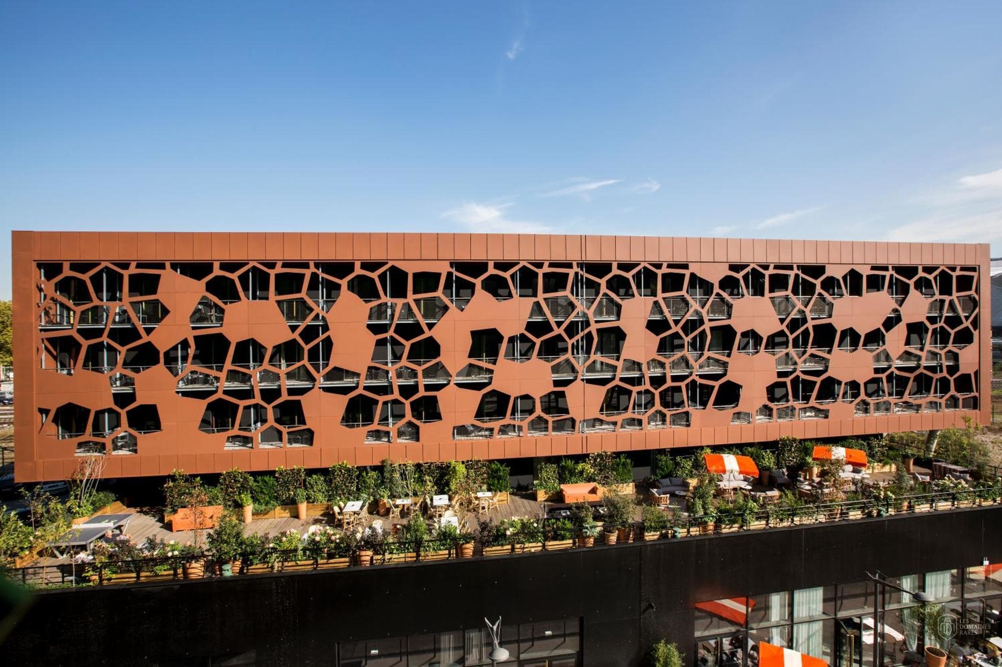 Vue extérieure du lieu Baya Lyon Confluence à Lyon en Auvergne-Rhône-Alpes