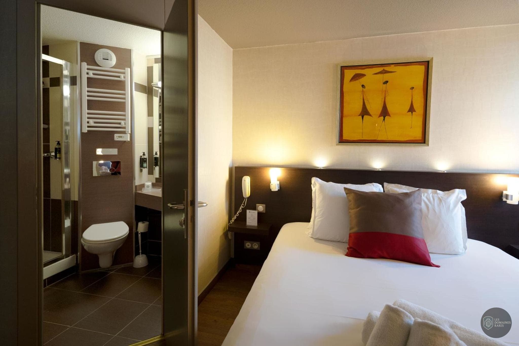 Chambre de l'hôtel Best Western l’Atelier 117 à Maubeuge en Hauts-de-France
