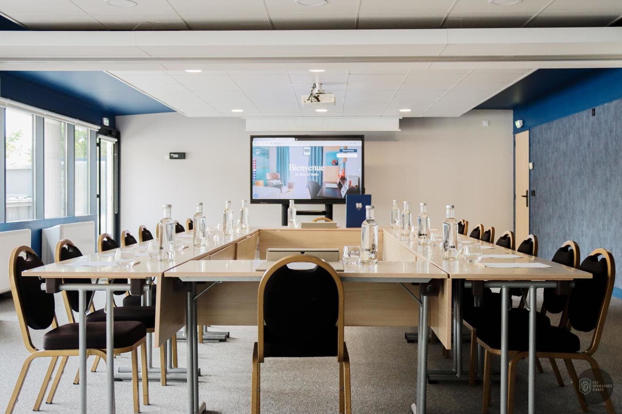 Salle de réunion 1 de l'hôtel Best of Both en Auvergne-Rhône-Alpes