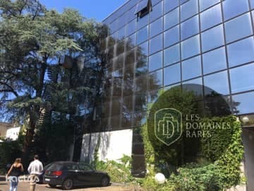 Vue extérieure de l'espace de coworking BigFive Bordeaux à Bordeaux en Nouvelle-Aquitaine