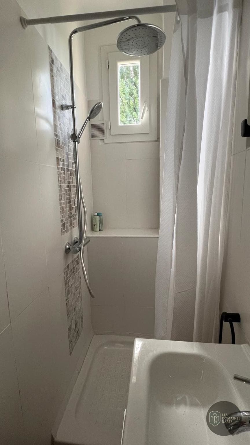 Salle de bain du lieu Bleu Seine Evasion en Île-de-France