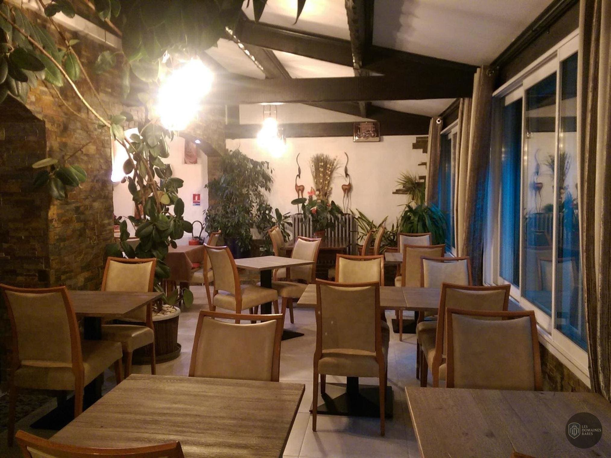 Restaurant du lieu Bleu Seine Le Dauphin en Île-de-France - séminaire à paris