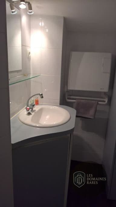 Salle de bain du salle de séminaire Bliss à Paris en Île-de-France