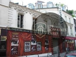 Vue extérieure du salle de spectacle Bobino à Paris en Île-de-France