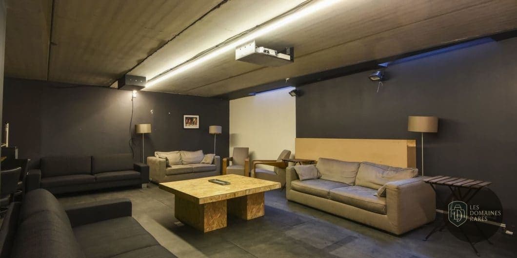 Espace intérieur du lieu Box2box en Hauts-de-France