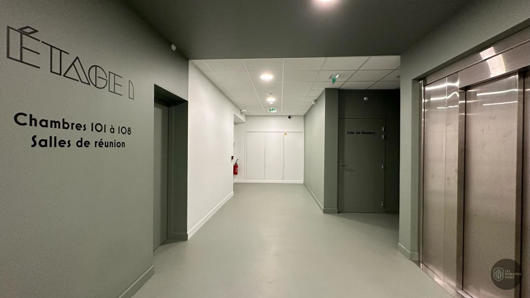 Espace intérieur du lieu Brasserie Lorraine à Paris en Île-de-France