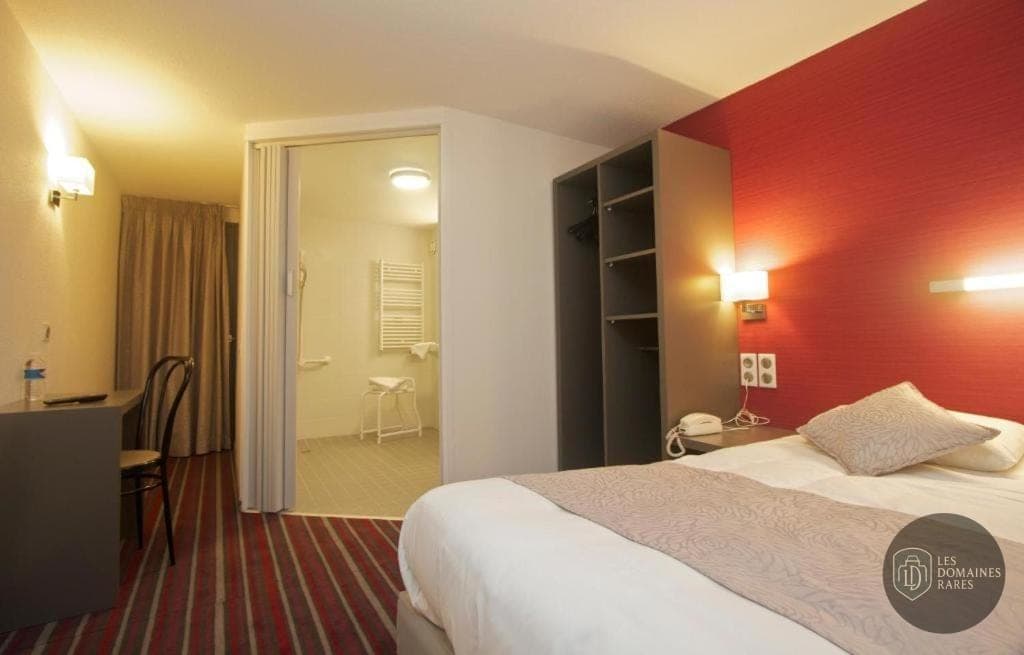 Chambre de l'hôtel Brit Hôtel le Kerotel à Lorient en Bretagne