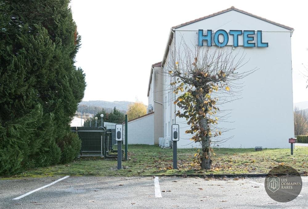 Brit Hotel Foix — Extérieur
