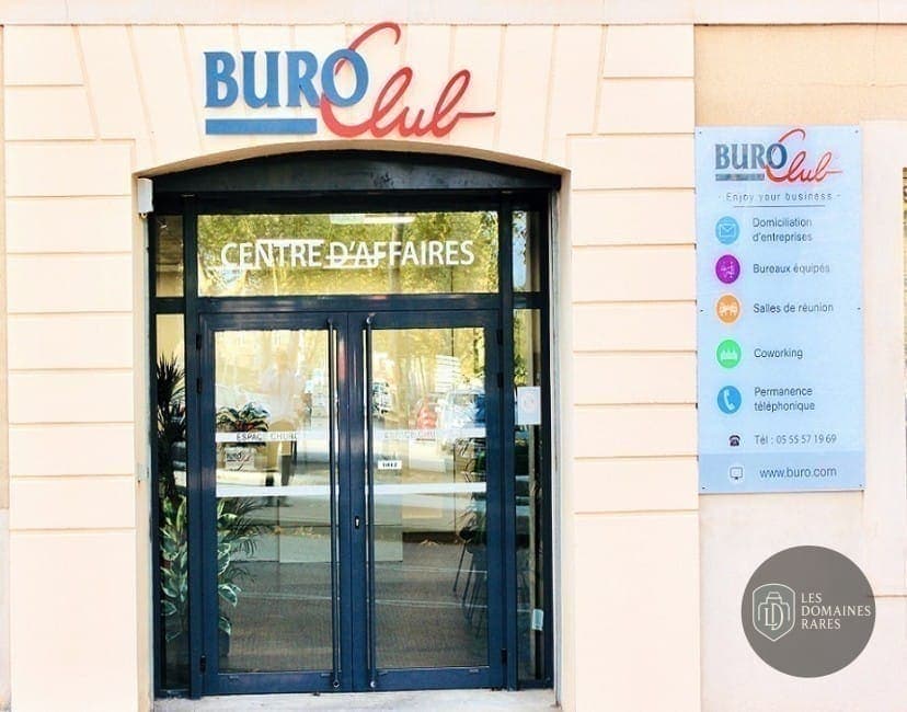 Entrée du centre d'affaires Buro Club