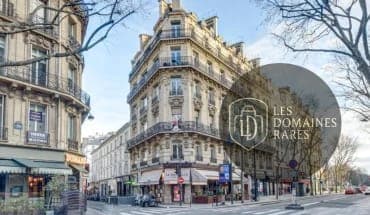 Vue extérieure du lieu Buro Club Senlis à Senlis en Hauts-de-France