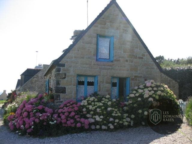 Vue extérieure du lieu CFC Locations à Le en Centre-Val de Loire