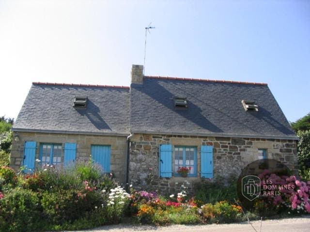 Vue extérieure du lieu CFC Locations à Le en Centre-Val de Loire