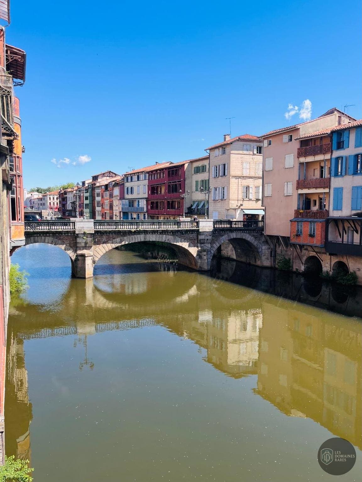 Vue extérieure du lieu CGR Castres à Castres en Occitanie