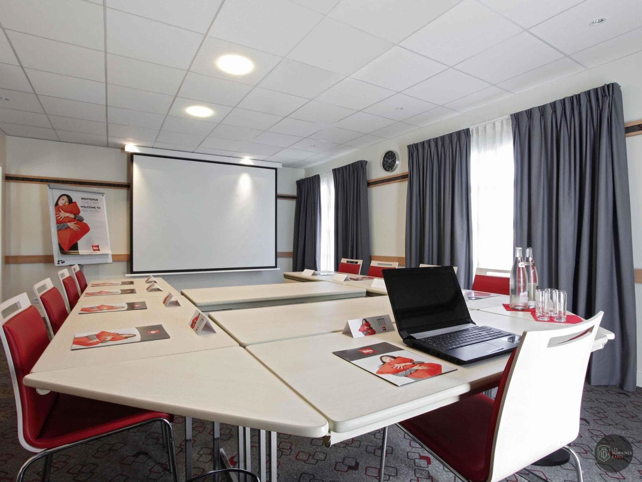 Salle de réunion 1 du cinéma CGR Manosque à Manosque en Provence-Alpes-Côte d'Azur