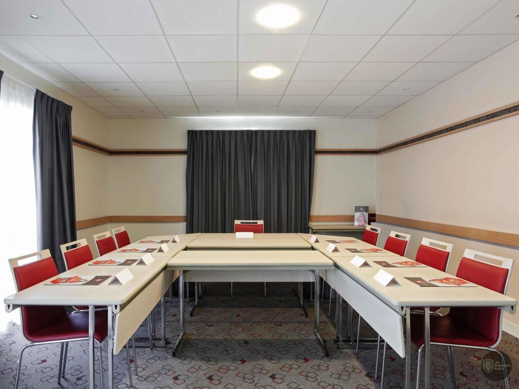 Salle de réunion 2 du cinéma CGR Manosque à Manosque en Provence-Alpes-Côte d'Azur