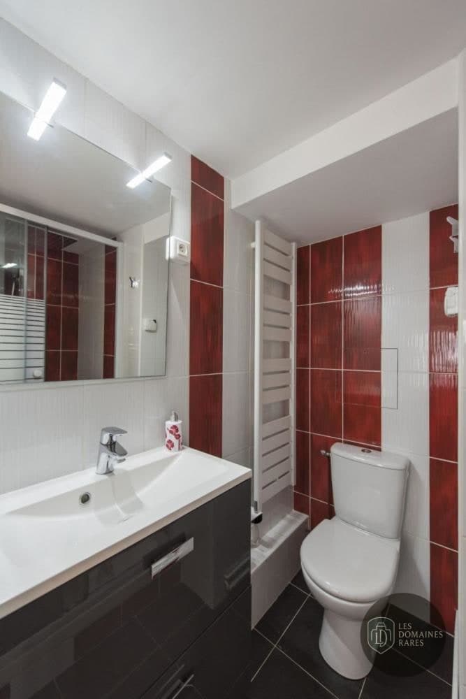 Salle de bain de l'espace de coworking Cactus Coworking en Provence-Alpes-Côte d'Azur