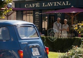 Vue extérieure de la villa Café Lavinal à Pauillac en Nouvelle-Aquitaine