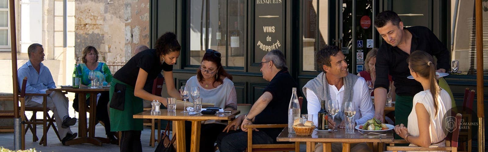 Restaurant de la villa Café Lavinal à Pauillac en Nouvelle-Aquitaine - séminaire pauillac