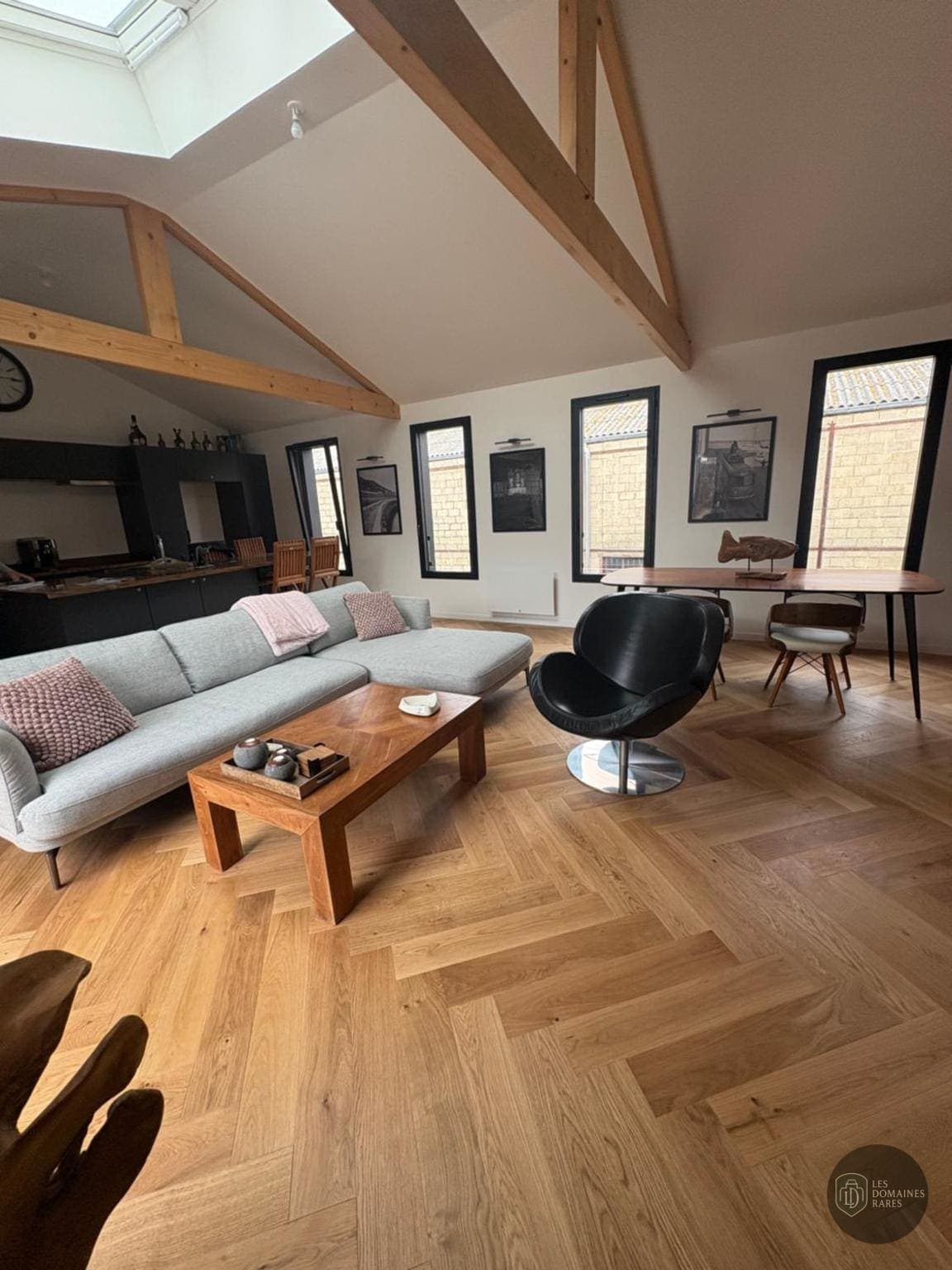 Espace intérieur du lieu Café du Port en Nouvelle-Aquitaine