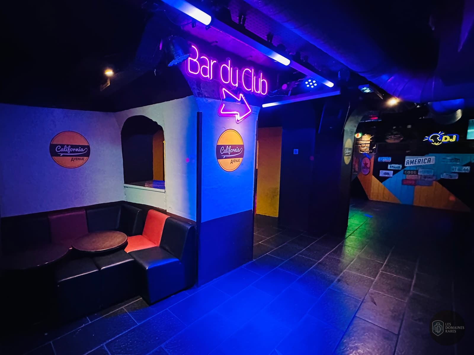 Espace intérieur du lieu California Avenue à Paris en Île-de-France