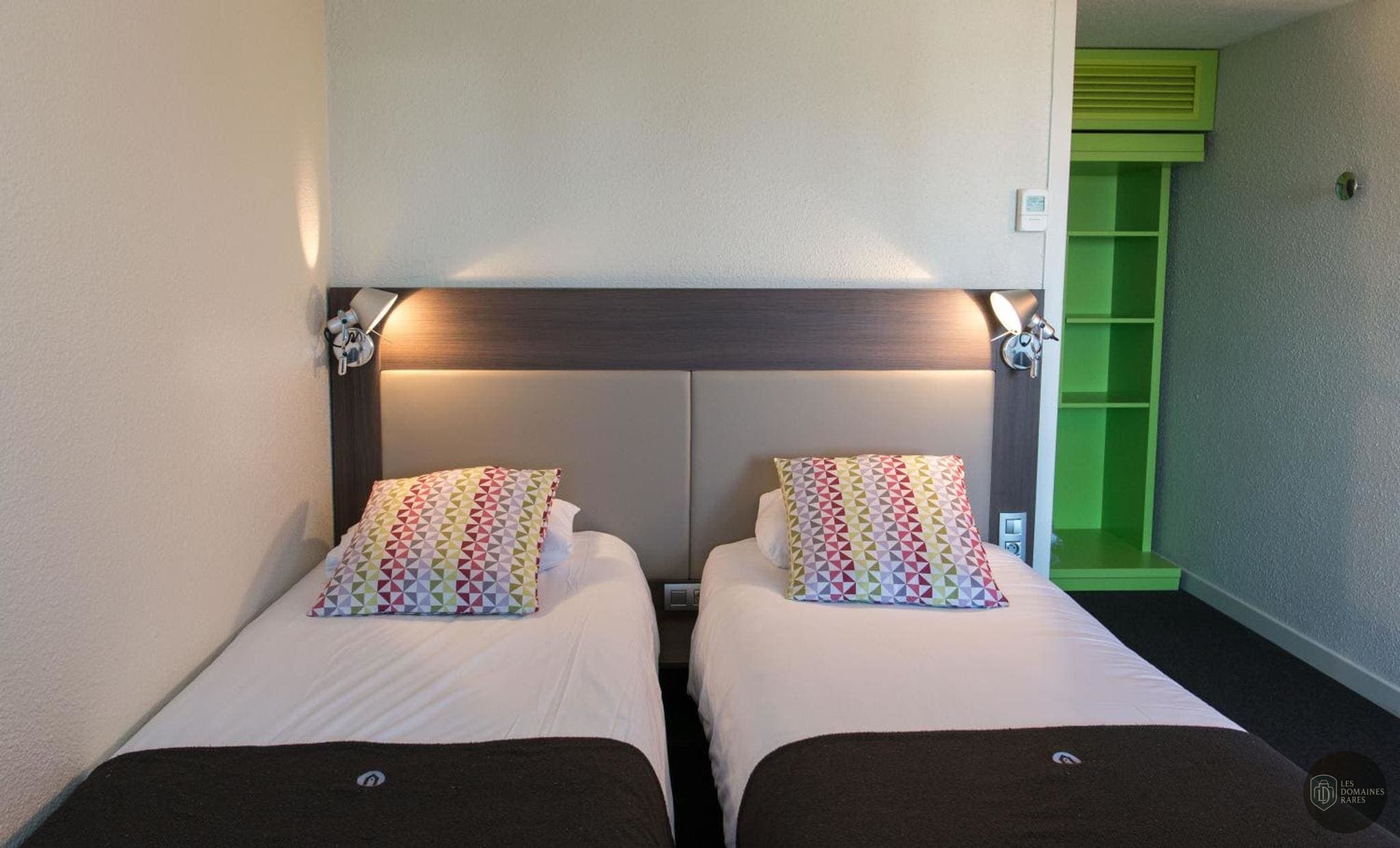 Vue extérieure de l'hôtel Campanile Agen à Agen en Nouvelle-Aquitaine