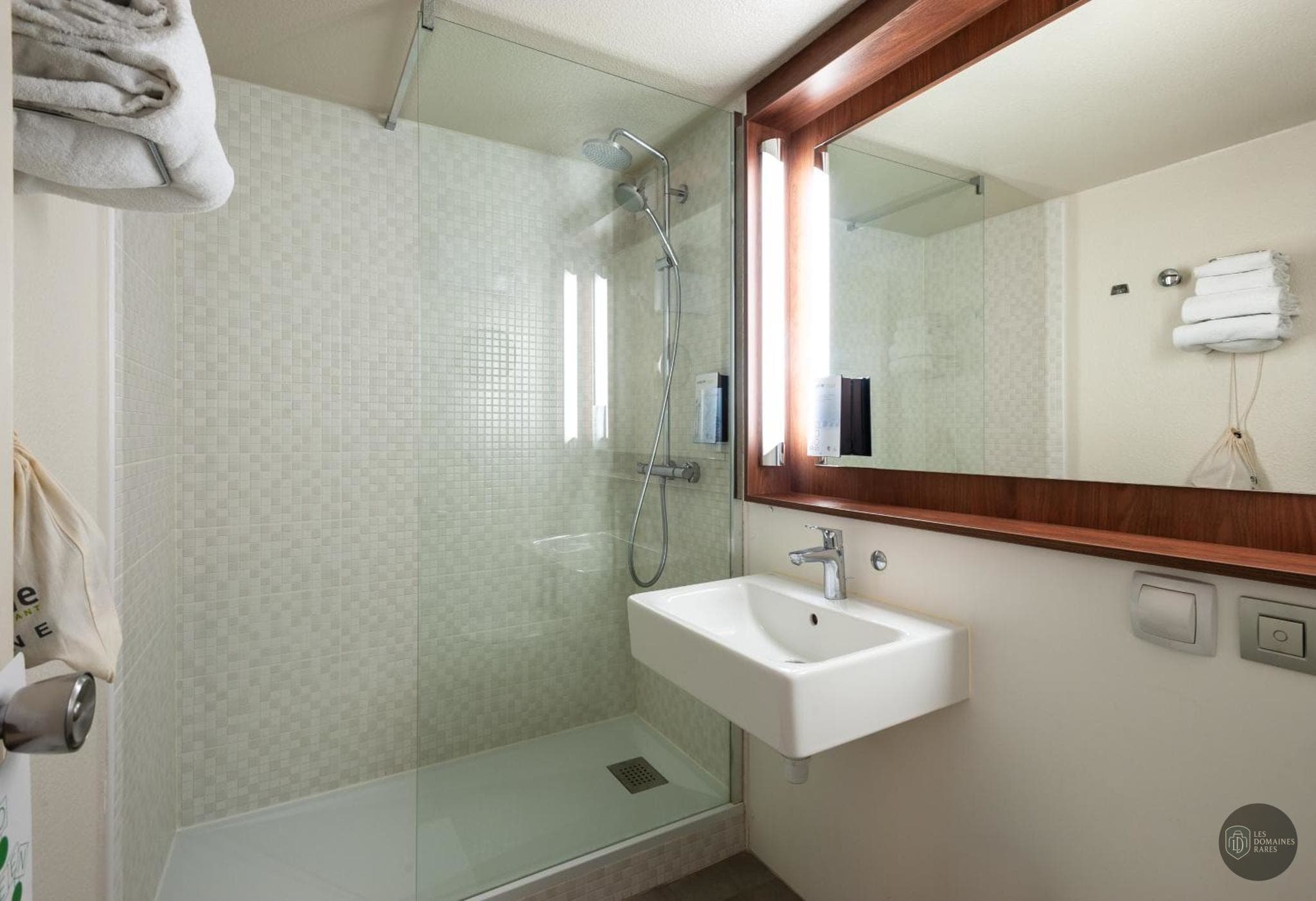 Salle de bain de l'hôtel Campanile Beaune à Beaune en Bourgogne-Franche-Comté