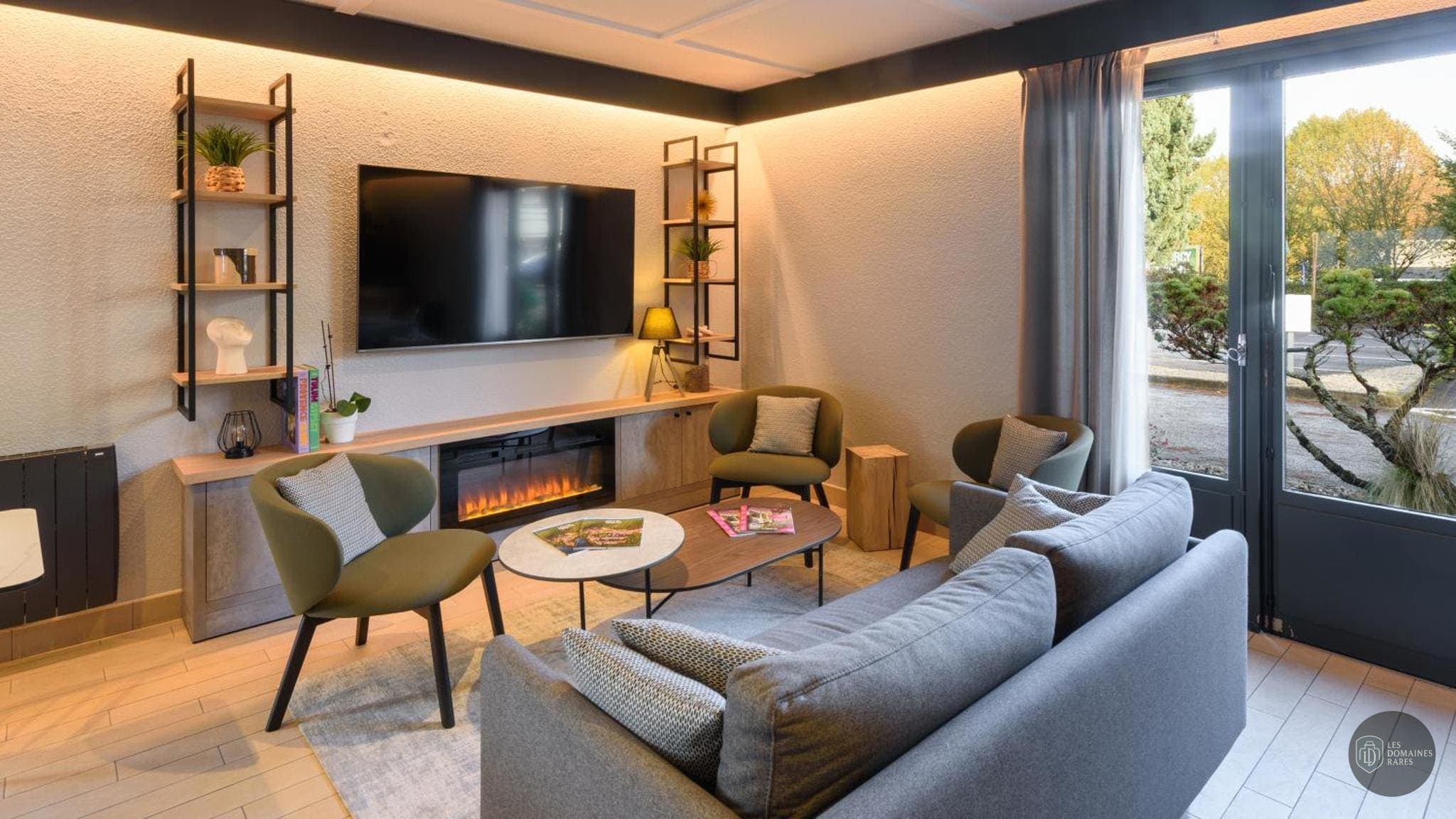 Espace intérieur de l'hôtel Campanile Cahors à Cahors en Occitanie