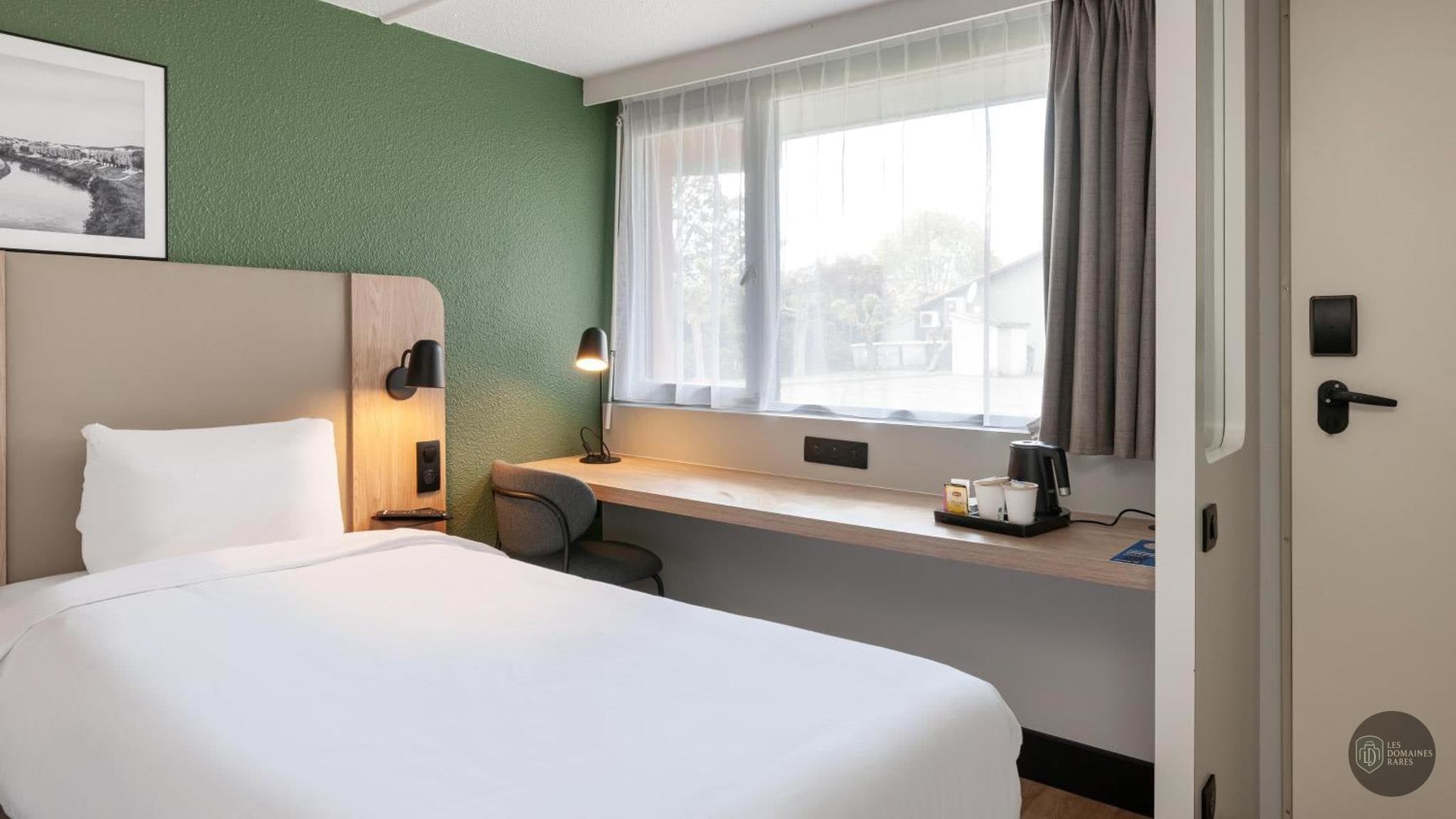 Chambre de l'hôtel Campanile Mont-de-Marsan en Nouvelle-Aquitaine - séminaire landes (40)