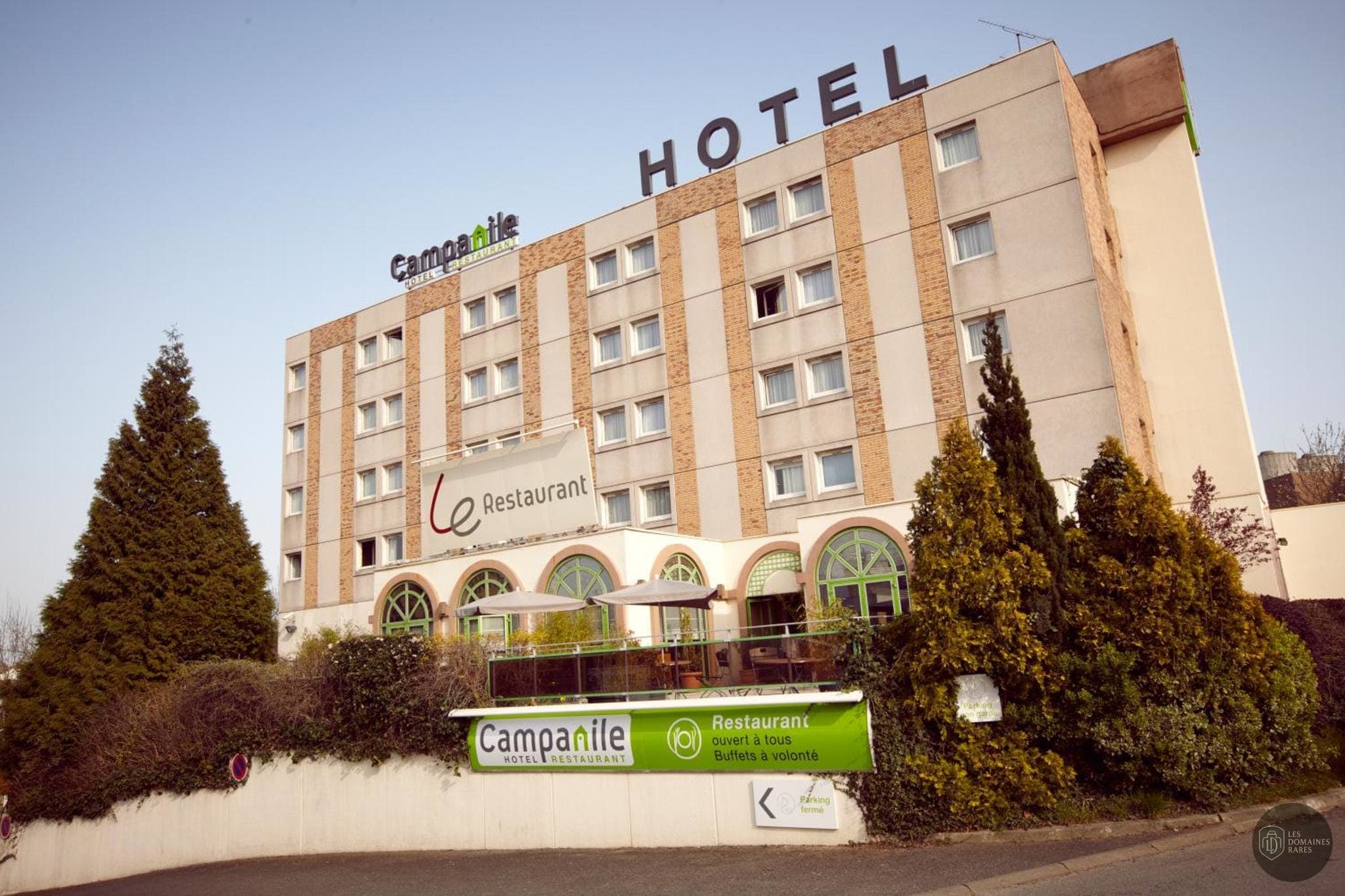 Vue extérieure de l'hôtel Campanile Villejuif à Villejuif en Île-de-France