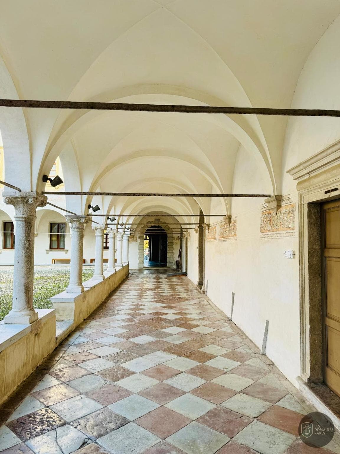 Campus Cockerill — Extérieur