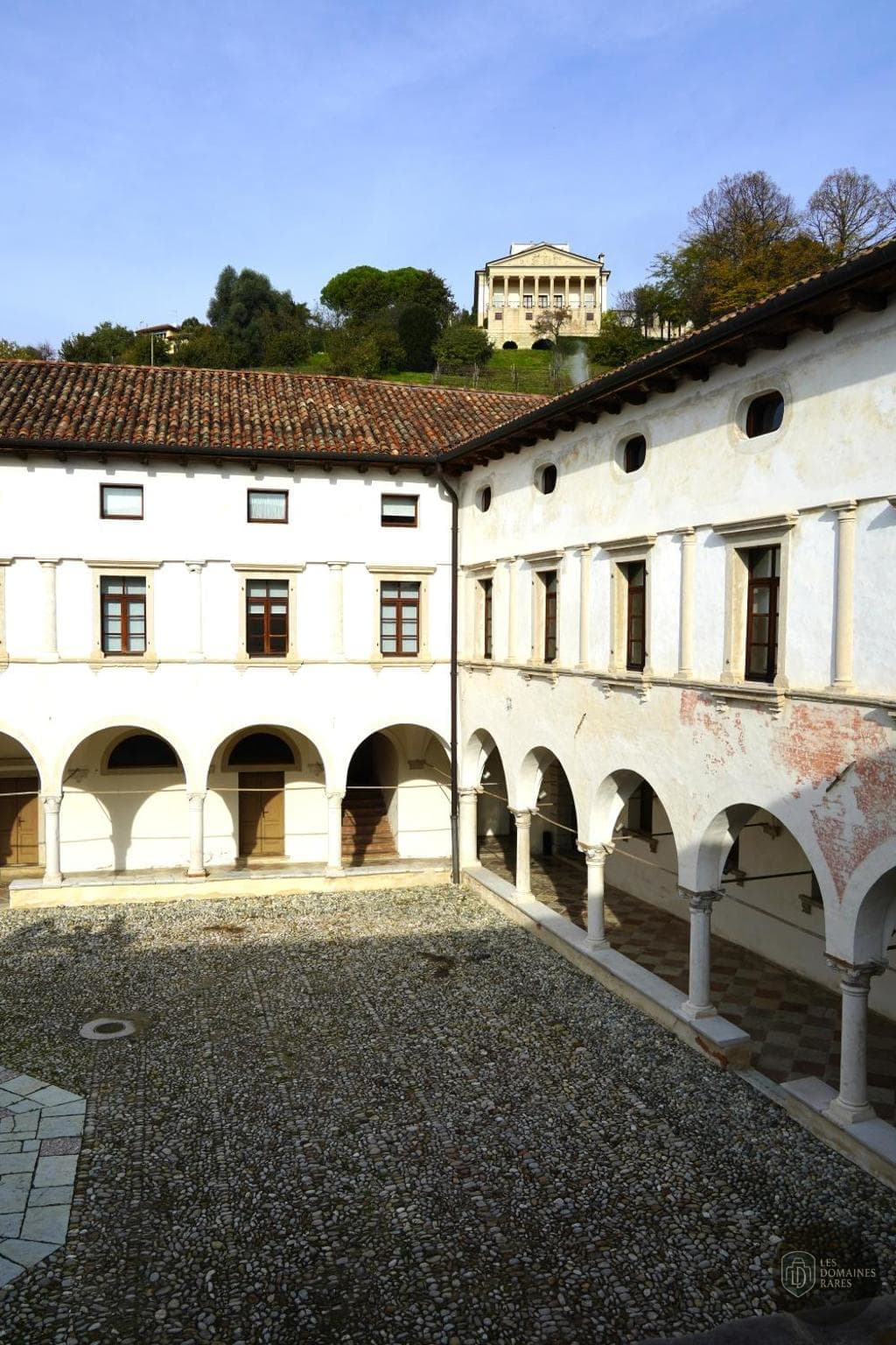 Campus Cockerill — Extérieur