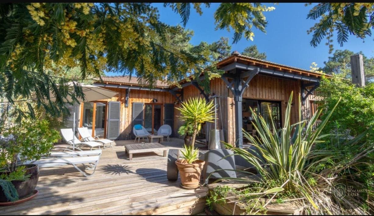 Cap'Cabane — Extérieur