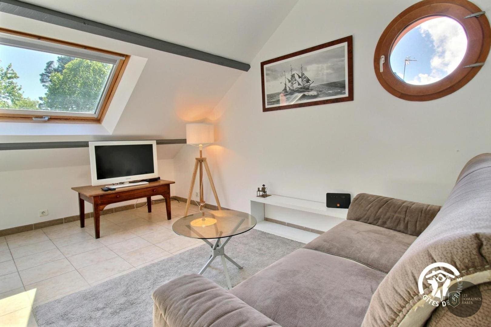 Espace intérieur du moulin Capitaine Fracasse à Paris en Île-de-France