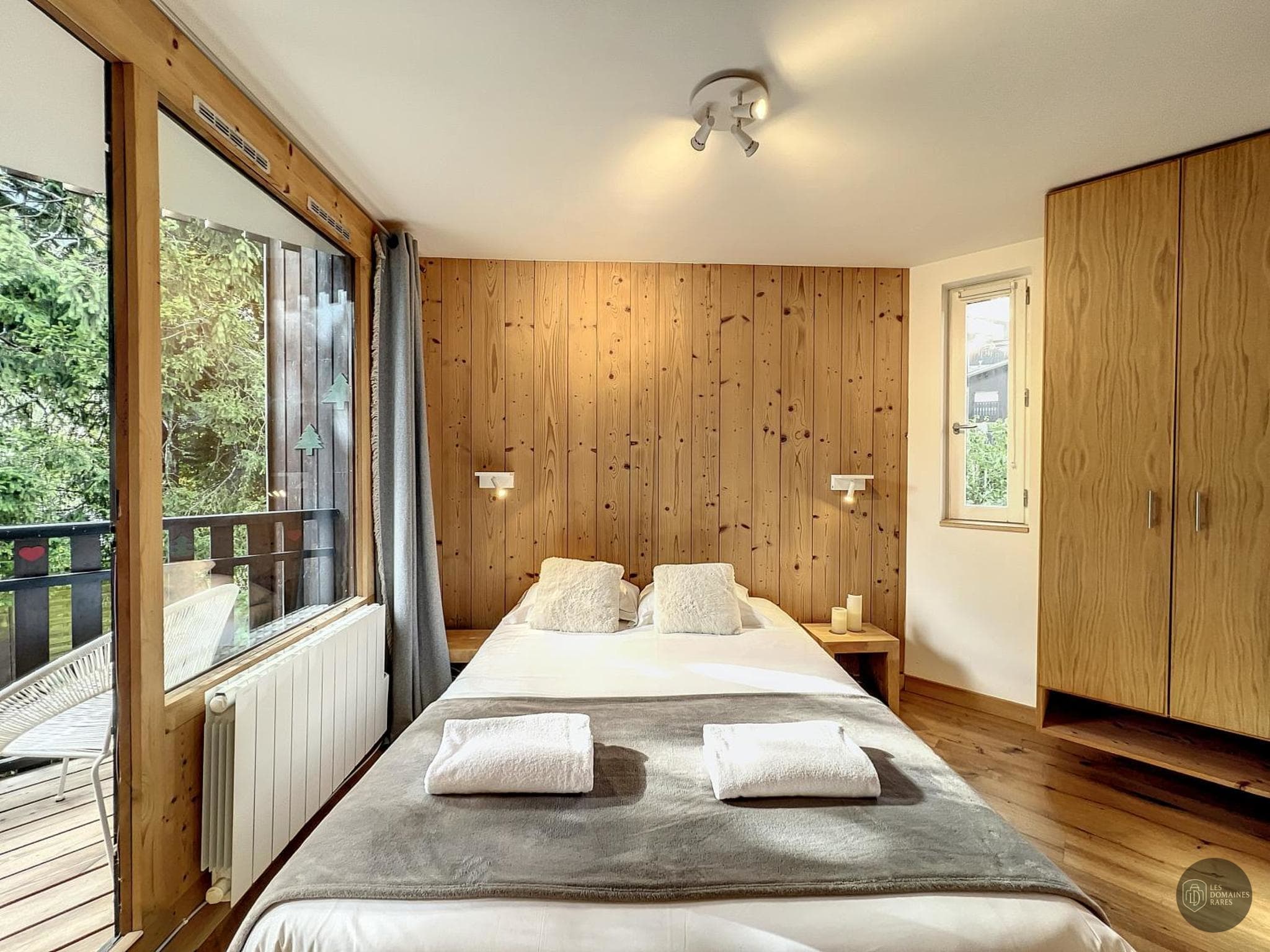 Chambre de l'hôtel Caribou à Chassagny en Auvergne-Rhône-Alpes