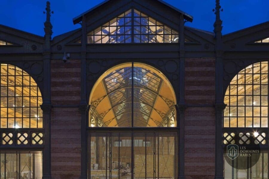 Vue extérieure du lieu Carreau du Temple à Paris en Île-de-France