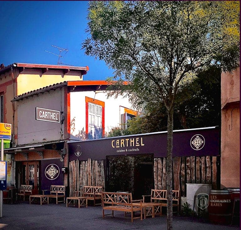 Vue extérieure du restaurant Carthel à Toulouse en Occitanie