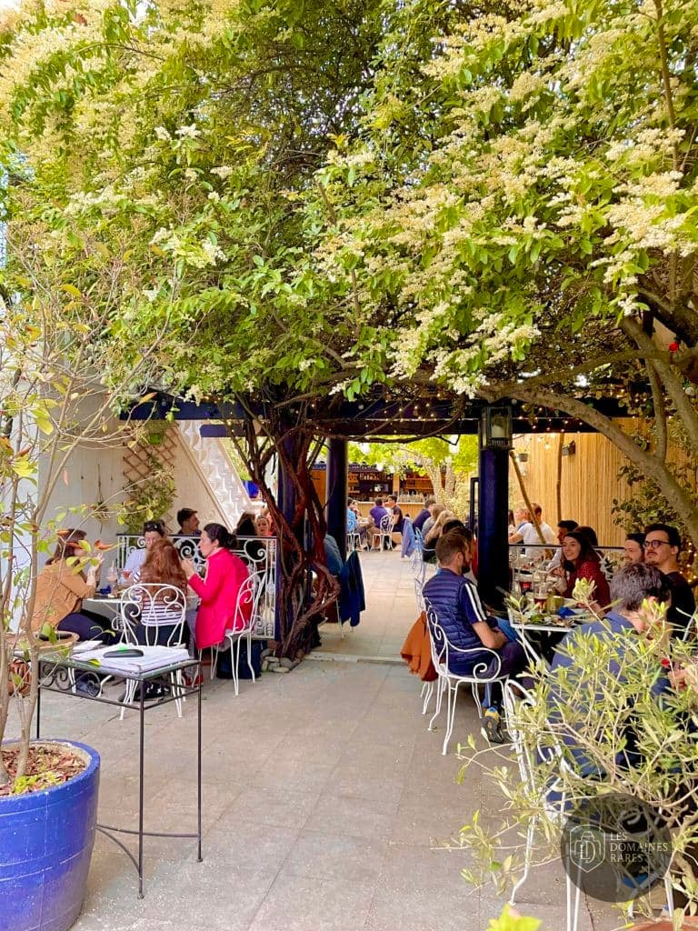 Vue extérieure du restaurant Carthel à Toulouse en Occitanie