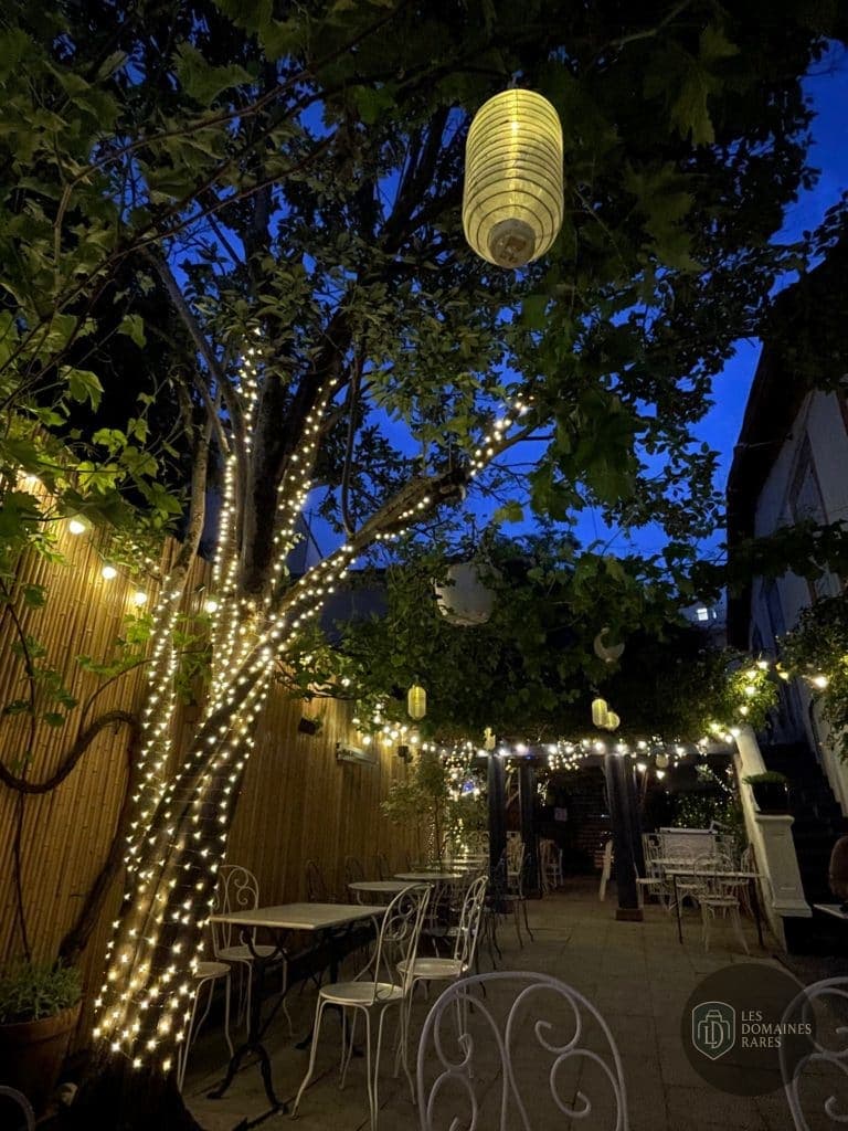 Vue extérieure du restaurant Carthel à Toulouse en Occitanie