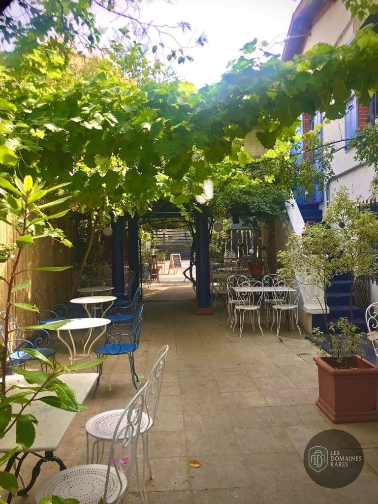 Vue extérieure du restaurant Carthel à Toulouse en Occitanie