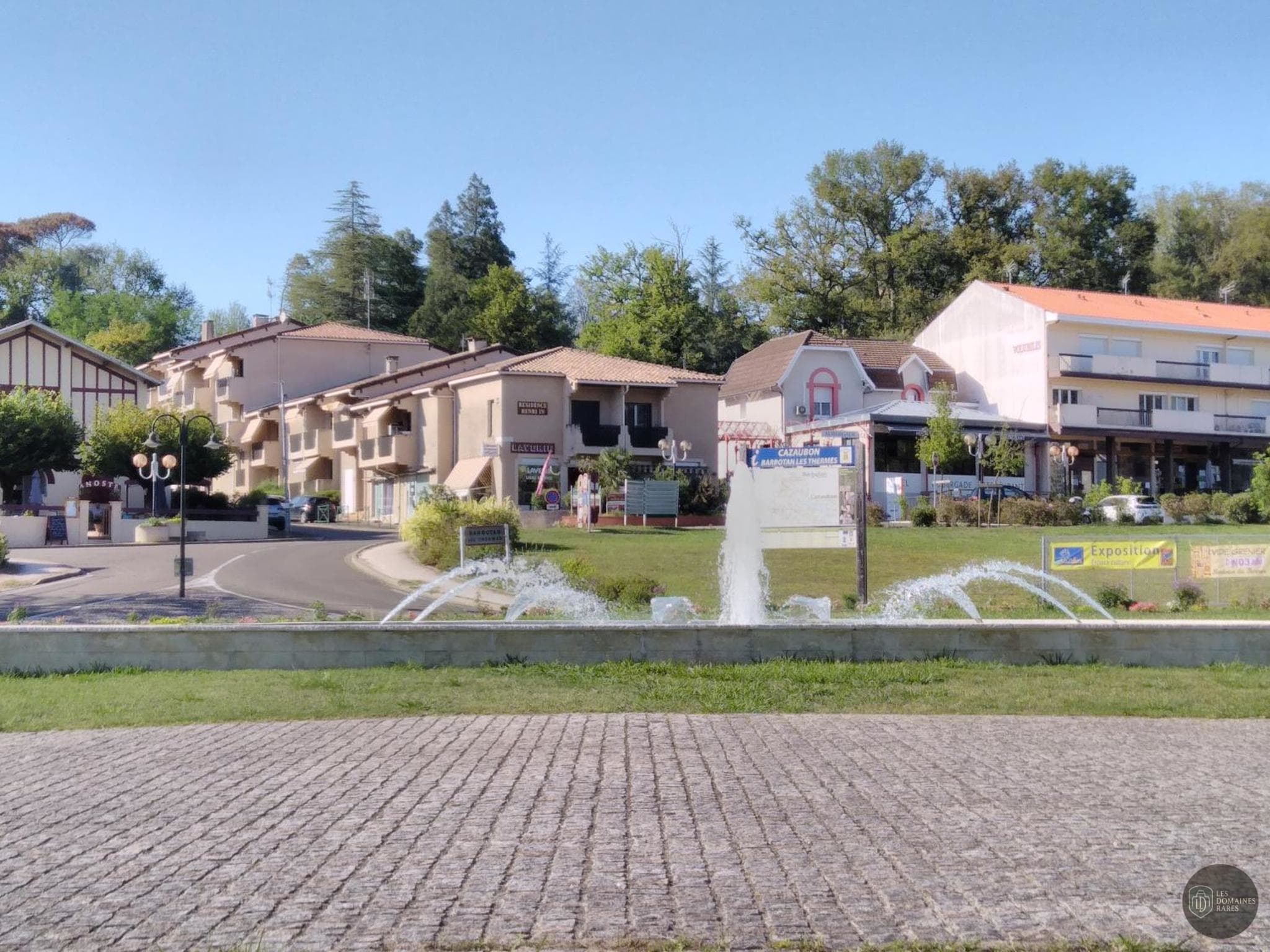 Vue extérieure du moulin Casino Barbotan à Barbotan en Occitanie