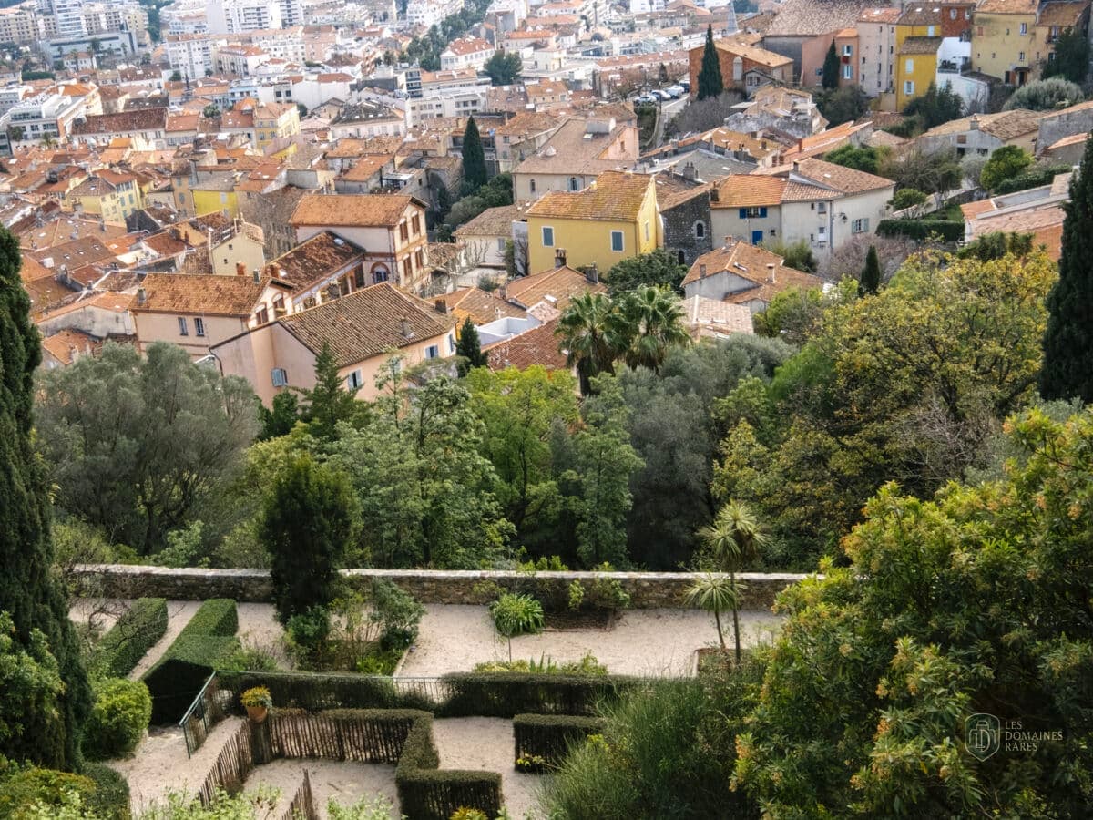 Vue extérieure du casino Casino Joa La Seyne à La en Provence-Alpes-Côte d'Azur