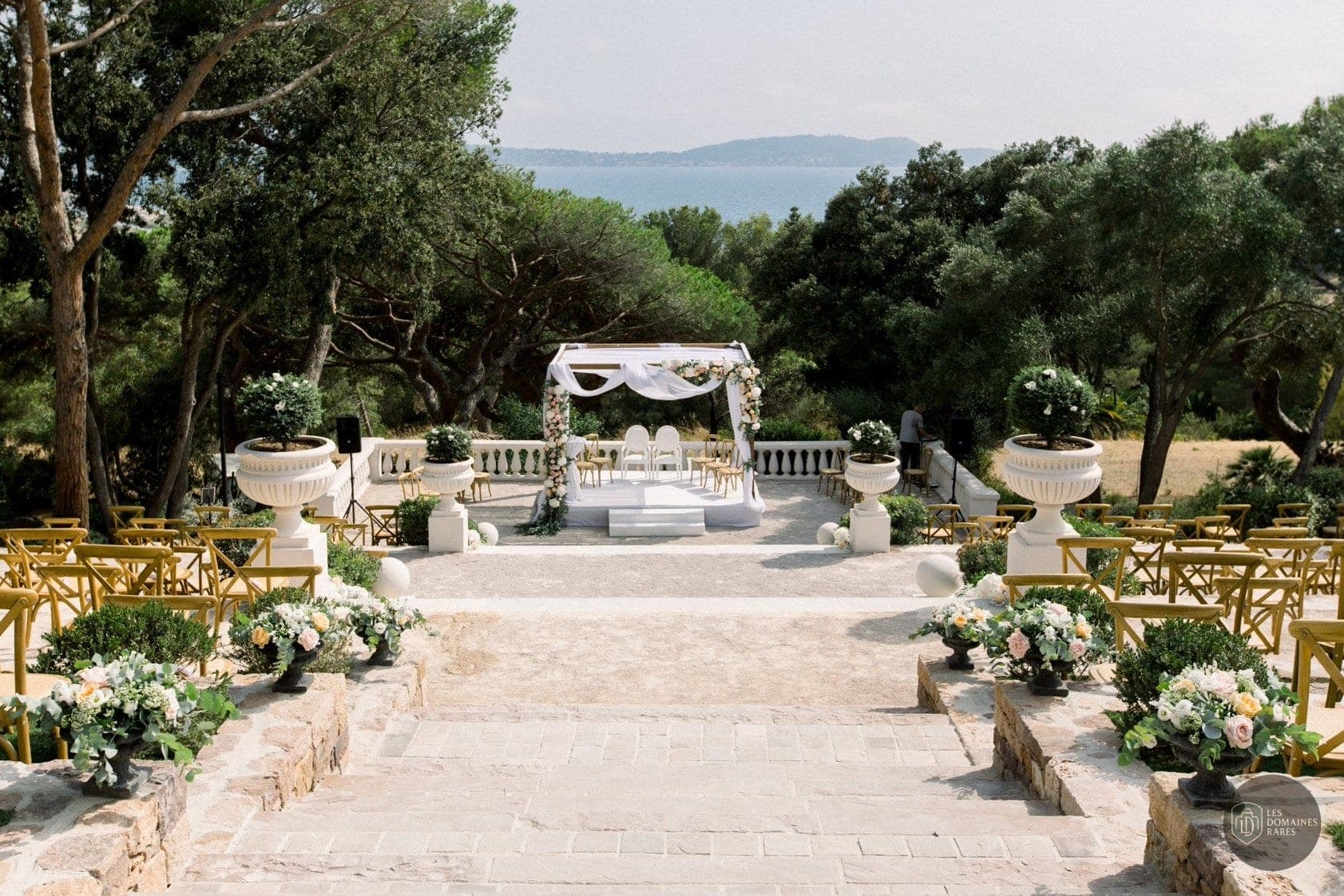 Espace cérémonie de mariage en extérieur