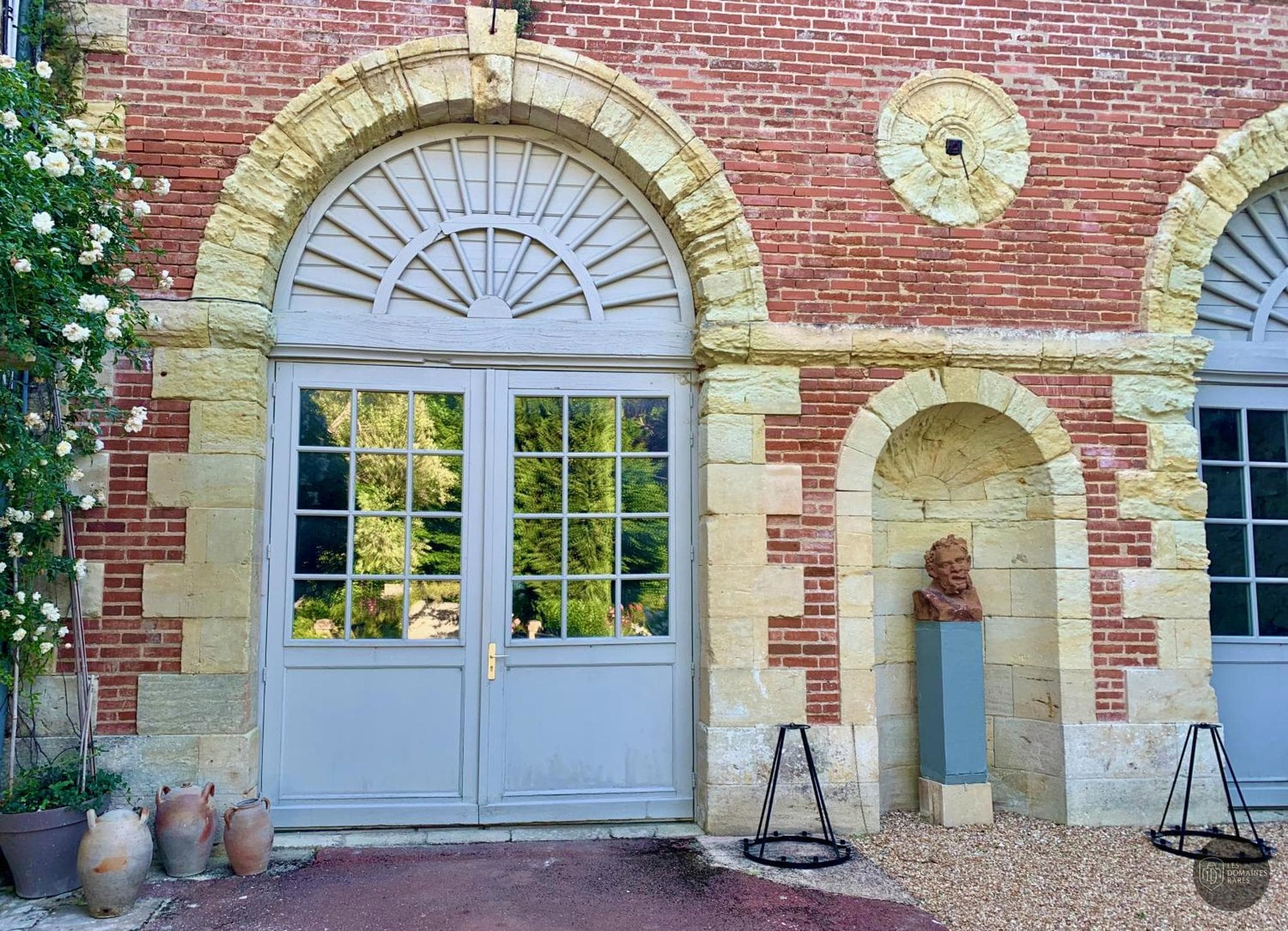 Cave de Vouvray — Extérieur